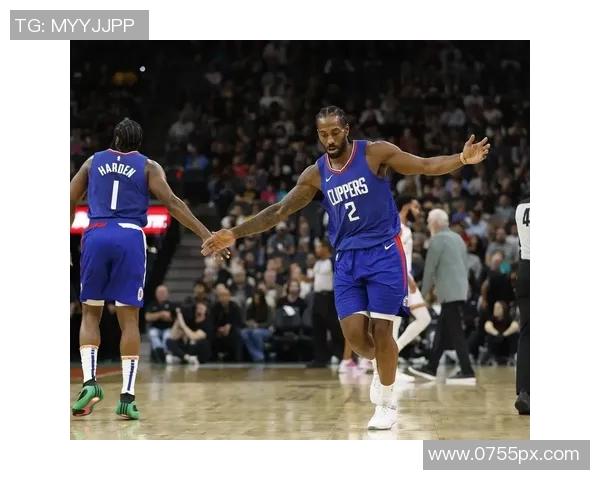 勇士与快船精彩对决全场回放重温篮球盛宴的激情与精彩瞬间