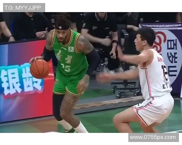 周琦与赵继伟的巅峰对决谁将成为中国篮球的新传奇