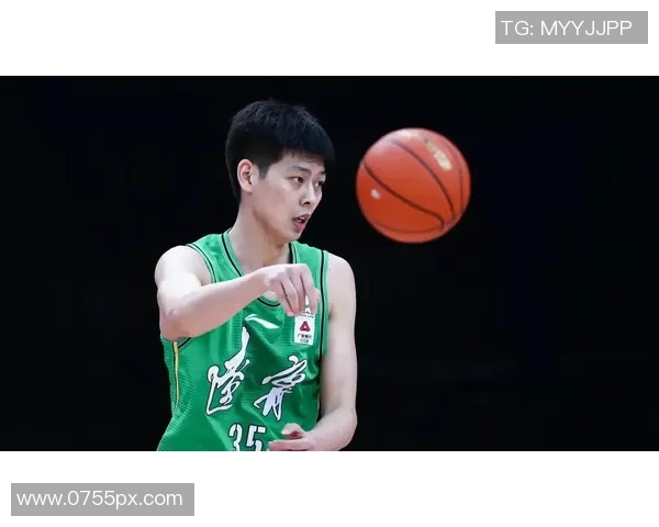 朱荣振的艺术之路与人生哲学探讨：从创作到生活的深刻反思与启示