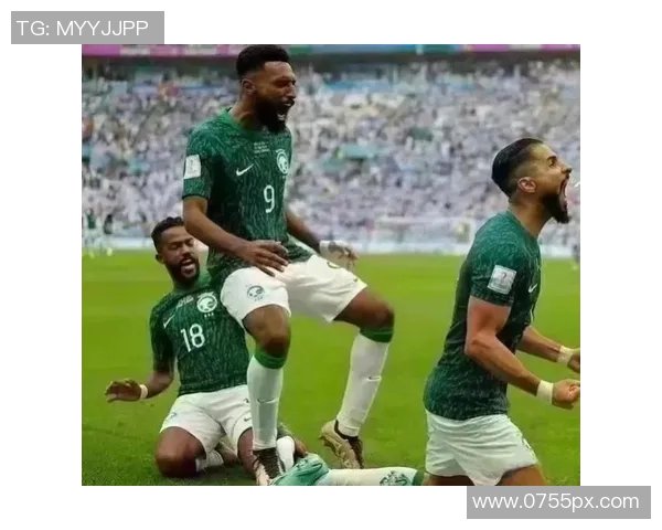 沙特与泰国在12强赛中激烈对决谁能赢得关键胜利晋级希望更大