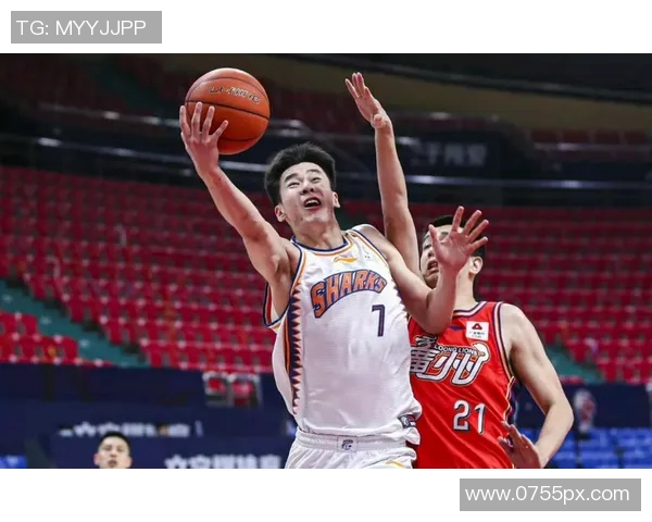 上海对阵深圳CBA直播精彩对决全程回放与赛后分析 上海对阵深圳CBA直播精彩对决全程回放与赛后分析