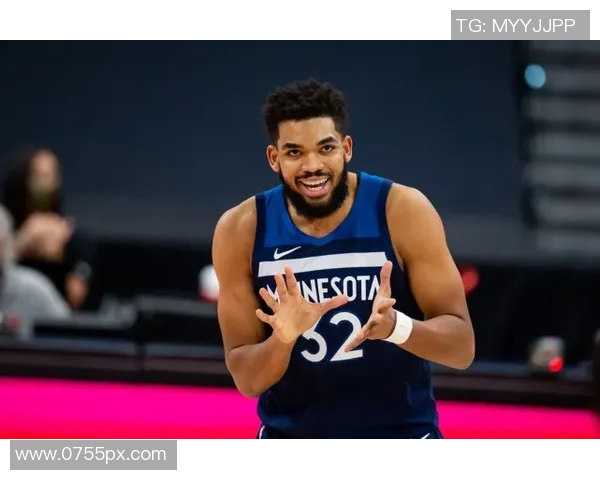 斯库特亨德森的崛起之路:从青涩新星到NBA未来之星的蜕变 斯库特亨德森的崛起之路:从青涩新星到NBA未来之星的蜕变